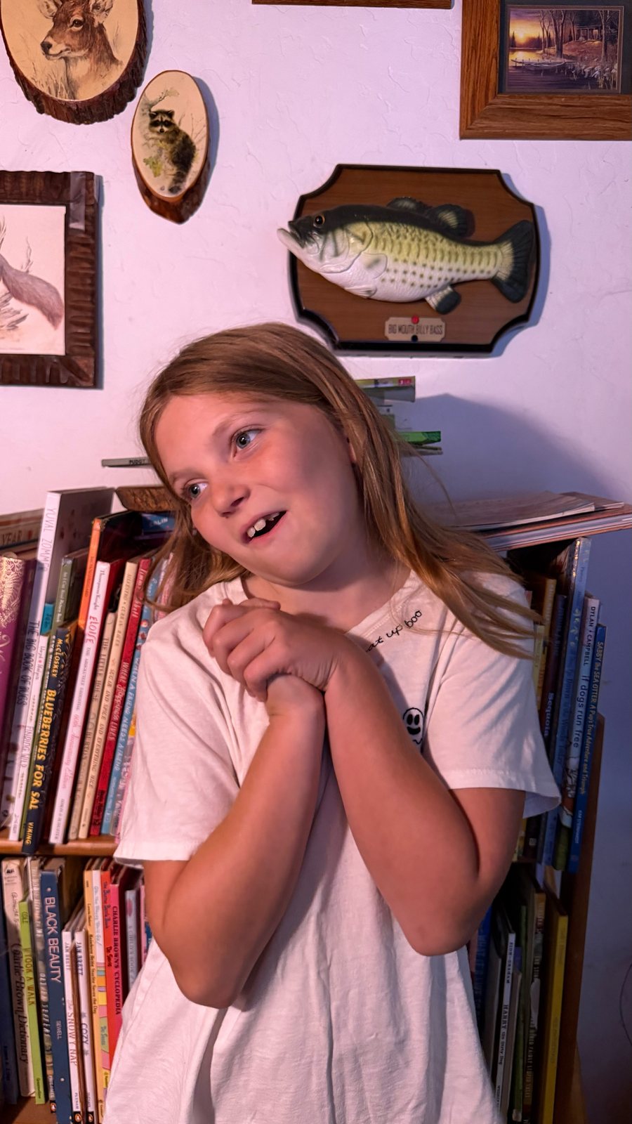 Wynter Pearce, theatrical pleading pose